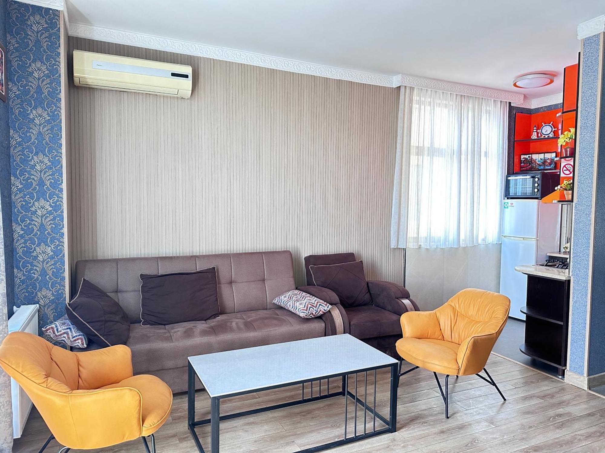 Apartament On Rustaveli 巴统 外观 照片